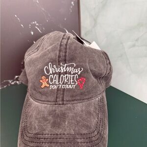 David and Young Charcoal Embroidered Holiday Hat